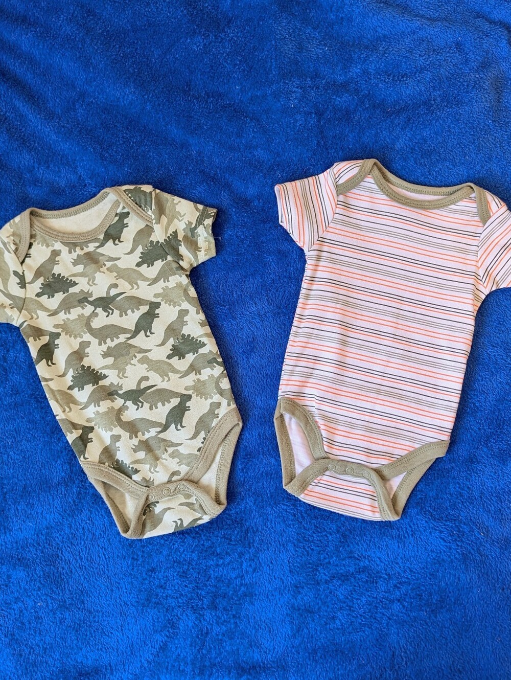 Short-Sleeve Baby Bodysuits/Rompers